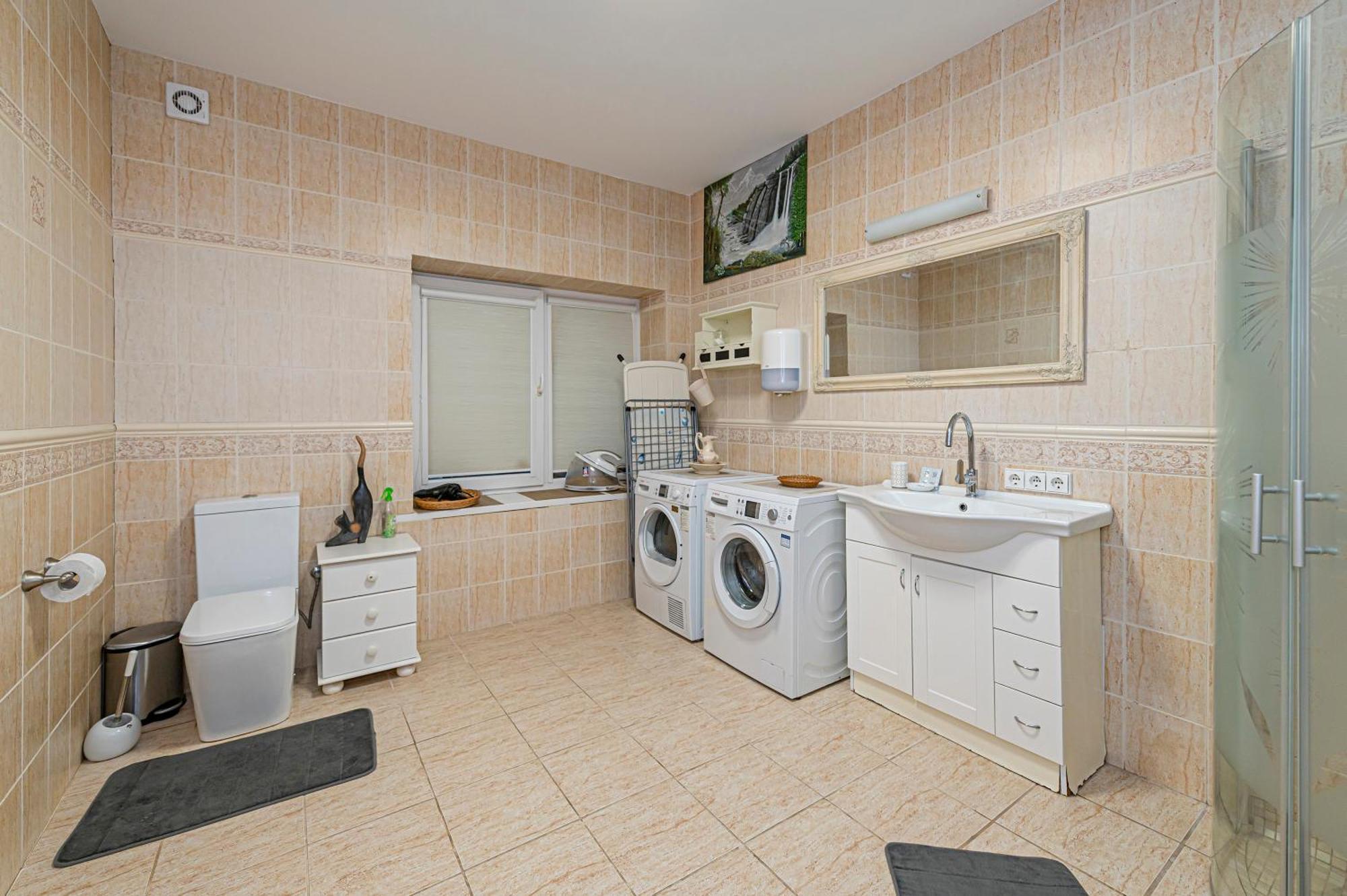 Calm And Private Apartment By Polo Apartments Kaunas Buitenkant foto
